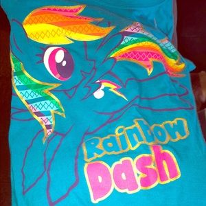 Bundled. Little girl size 5 🌈🎀💕